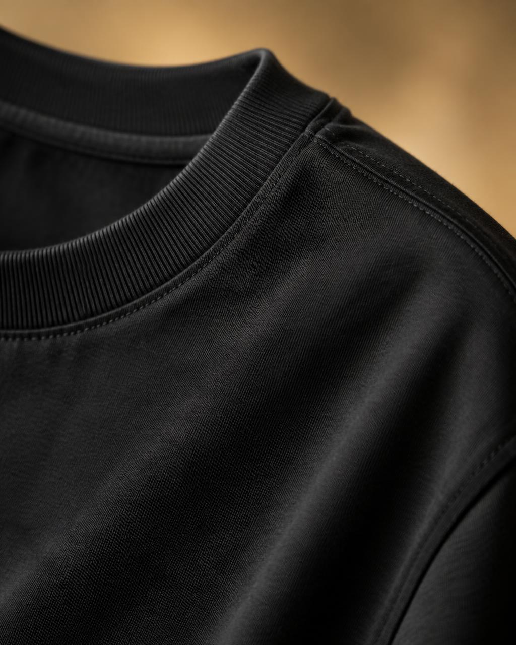 The jersey and shoulder seam, close